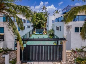Property grounds - Luxury villa with Jacuzzi and BBQ 150 meters from the beach (Punta Cana)
