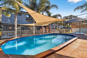 Pool - Elk Estate - Family Resort Comfort & Tranquility (Inverloch)