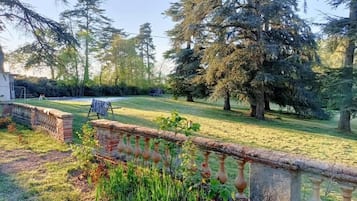 Enceinte de lâhĂ©bergement