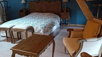 Comfort Triple Room | Iron/ironing board, free WiFi