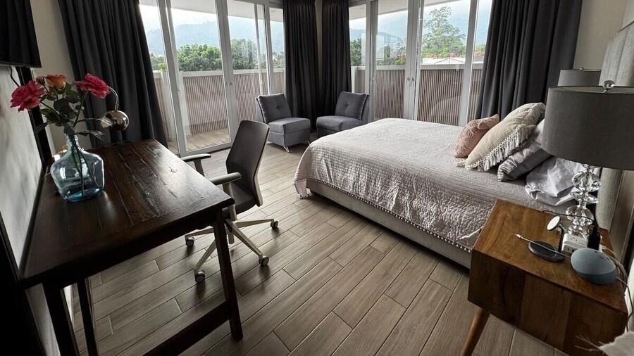 Luxury 3BR Penthouse City Mall SPS