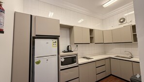 Comfort Apartment | Private kitchen | Microwave - Sadeem Al Fkhr (Taif, Saudi Arabia)