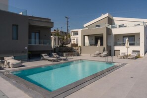 Outdoor pool - Phyllion boutique villas (Hersonissos)