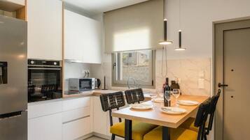 Villa Deluxe, balcón, vista a la alberca | Restaurantes