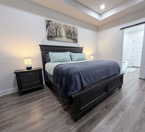 4 chambres, fer et planche à repasser, Wi-Fi gratuit, draps fournis