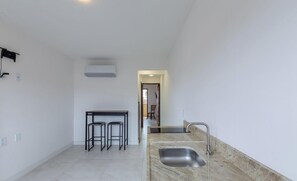 Basic Apartment | Interior - Ed Cumbuco Real \- Aptos Completos a 160m da Praia \- MCUs (Caucaia)
