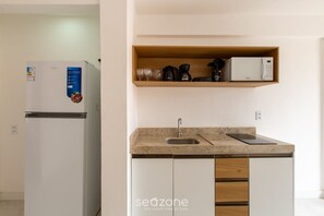 Basic Apartment | Private kitchen - Ed Cumbuco Real \- Aptos Completos a 160m da Praia \- MCUs (Caucaia)