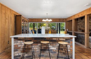 Interior - Whispering Pines Estate- Beautiful 4 Bedroom with Pickleball Court (Broken Bow)