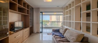 Apto com 3 su tes Piscina e Sauna a 450m da Praia