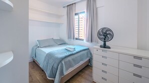 3 camere