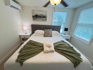 2 habitaciones, tabla de planchar con plancha, wifi y ropa de cama