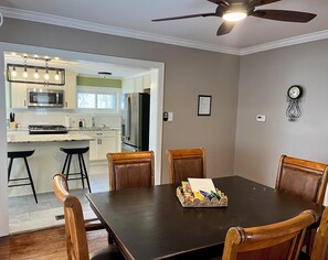 Dining - Family Retreat Near Lake Huron Sleeps 10 Game Room walkable to downtown & beach (Alpena)