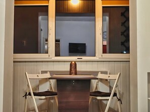 Dining - Central Parliament View Studio (Bucharest)