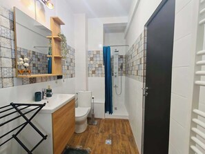 Shower, hair dryer