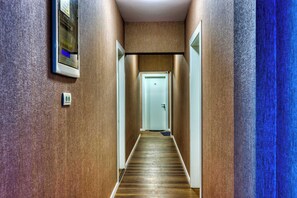 Interior - Central Suites |41| Piața Romana | PumoProperties (București)