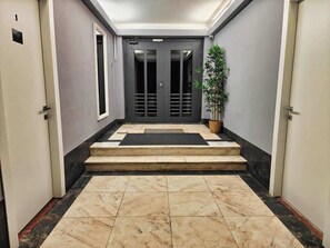Interior - Central Suites | 2 | Piața Romana | PumoProperties (Bucharest)
