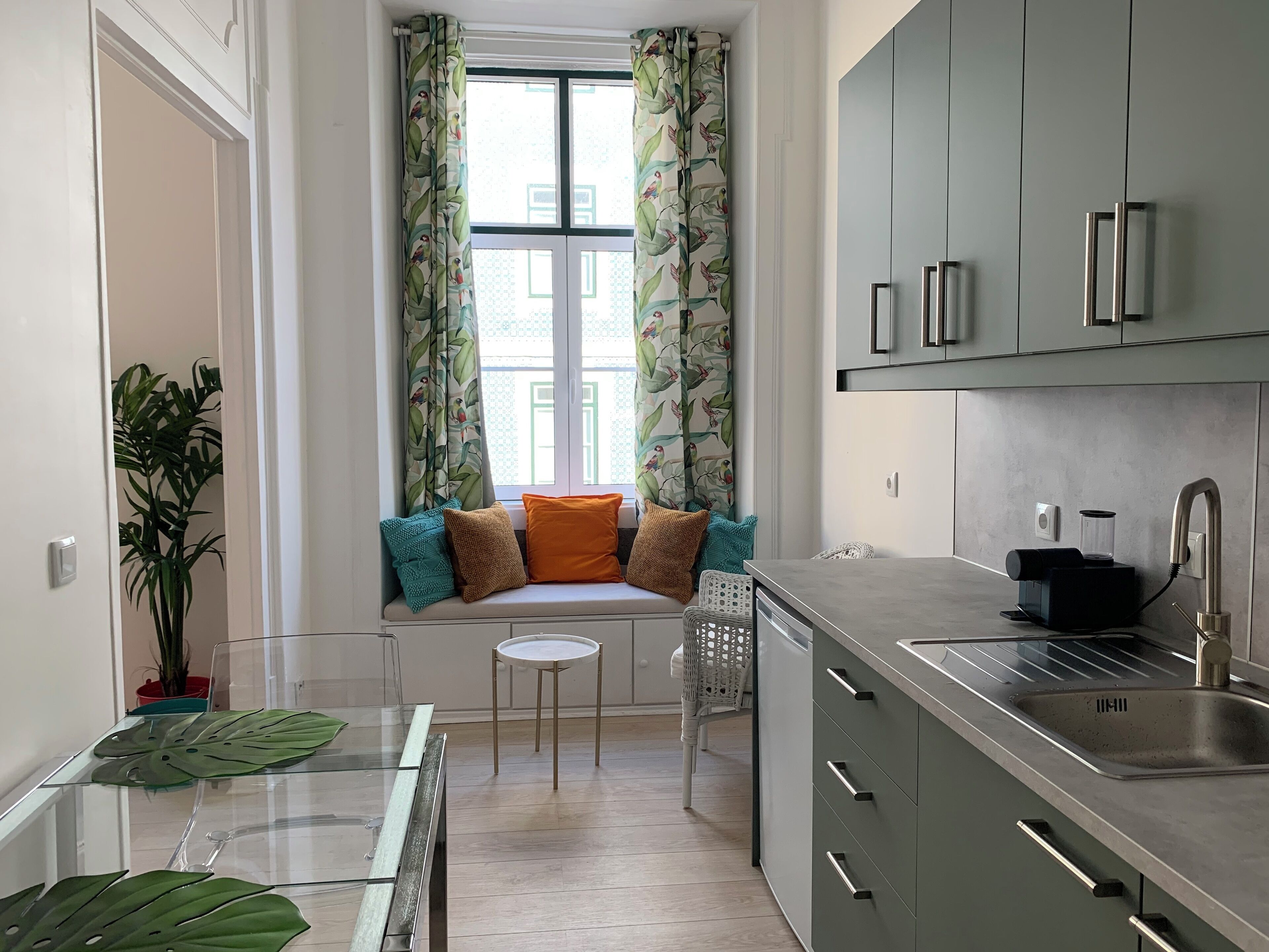 Studio – basic, ikke-røyk | Eget kjøkken | Mikrobølgeovn, kokeplater, espressomaskin og vannkoker