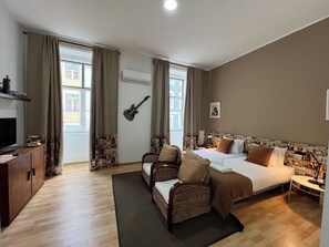 Basic Studio, Non Smoking | Blackout drapes, iron/ironing board, free WiFi, bed sheets - Lisbon Heart  (Lisbon)