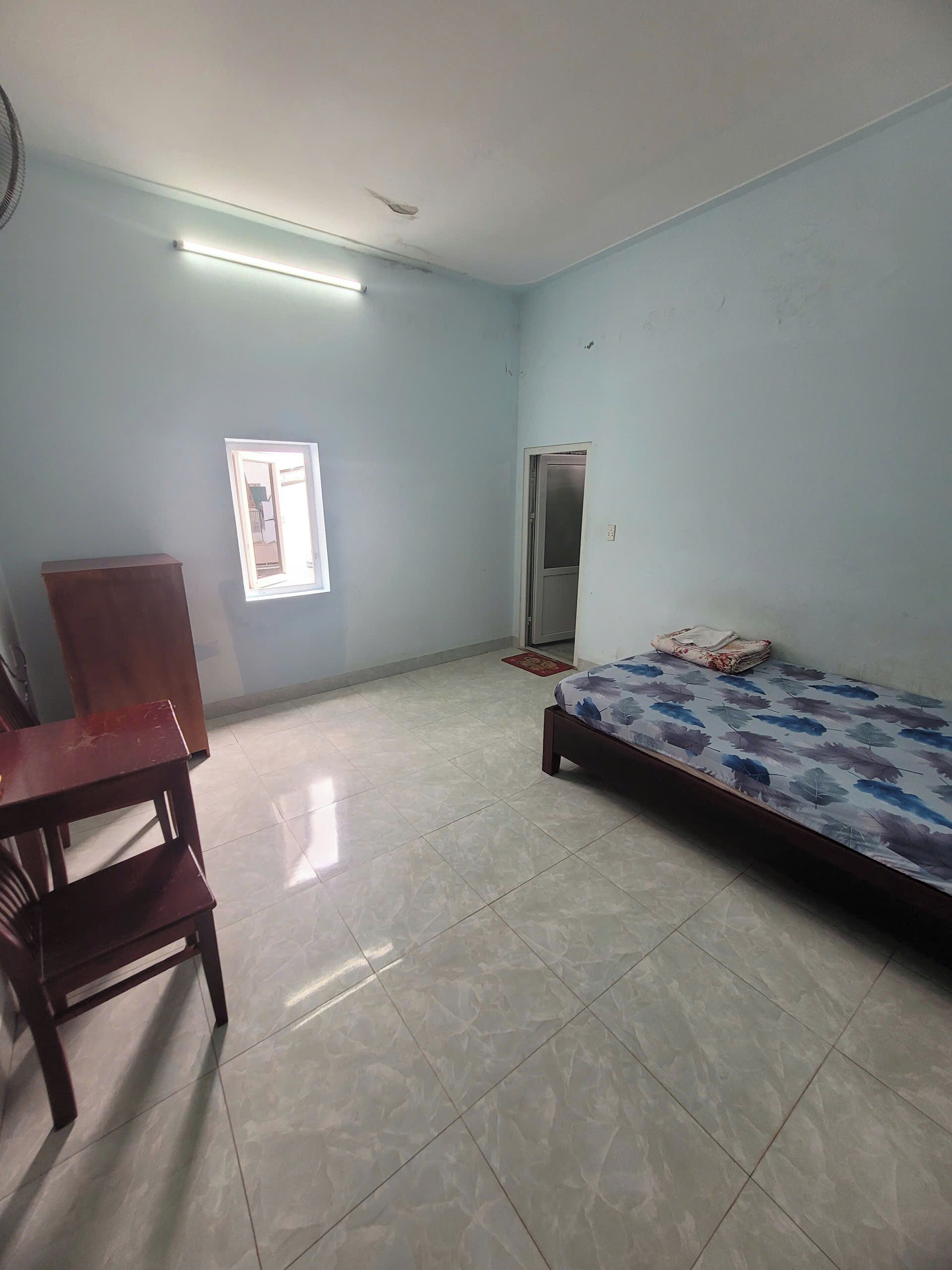 Enkeltrom – comfort, byutsikt | Skrivebord og wi-fi (inkludert)