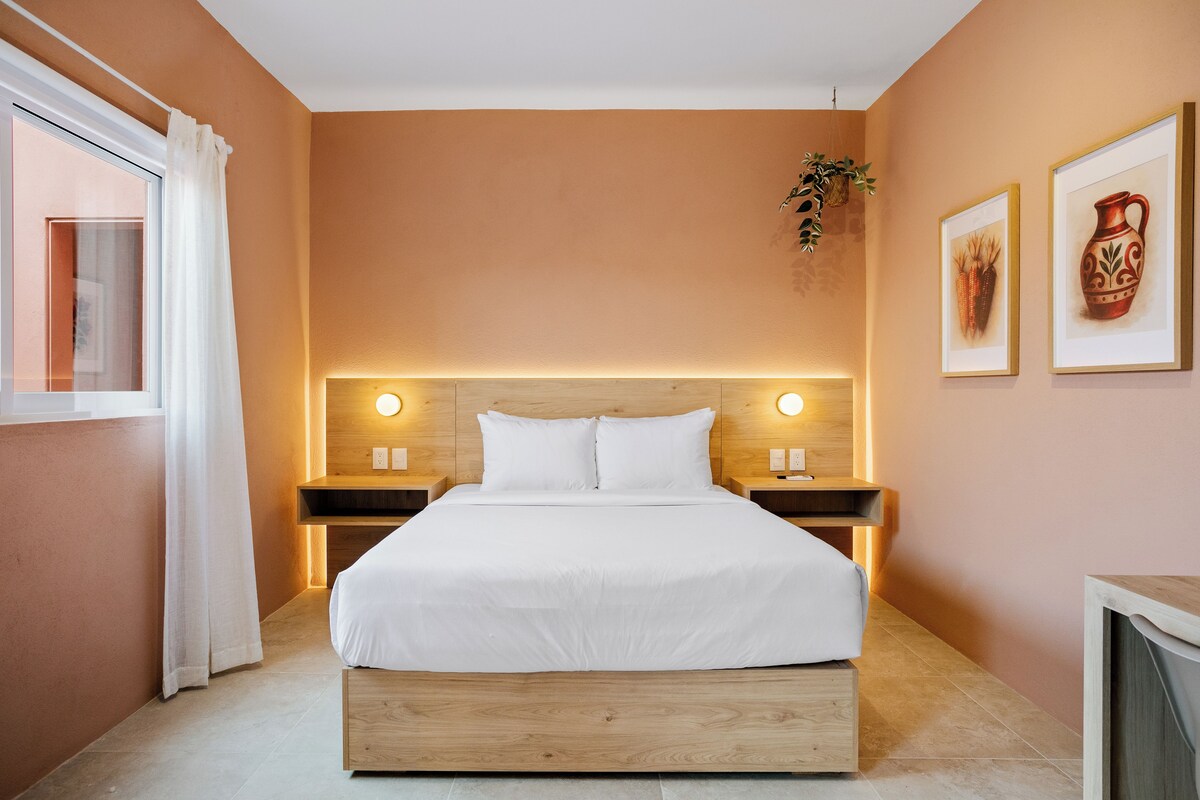 Comfort Suite | Memory foam beds, desk, laptop workspace, iron/ironing board