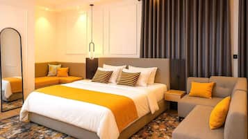 Junior Room, Balcony, City View