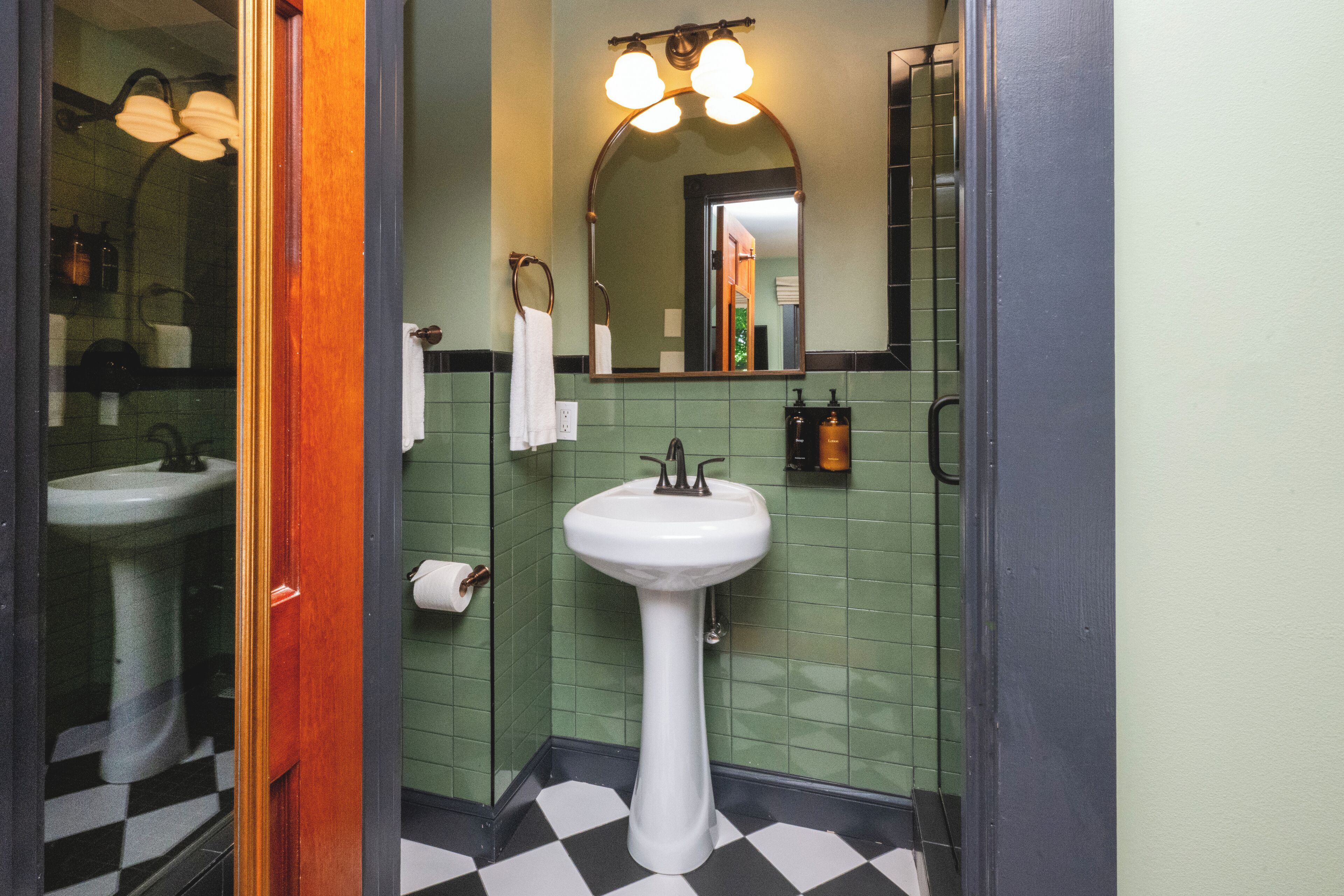 Premium Loft, 1 King Bed, Mountain View | Bathroom | Shower, hair dryer, towels, soap