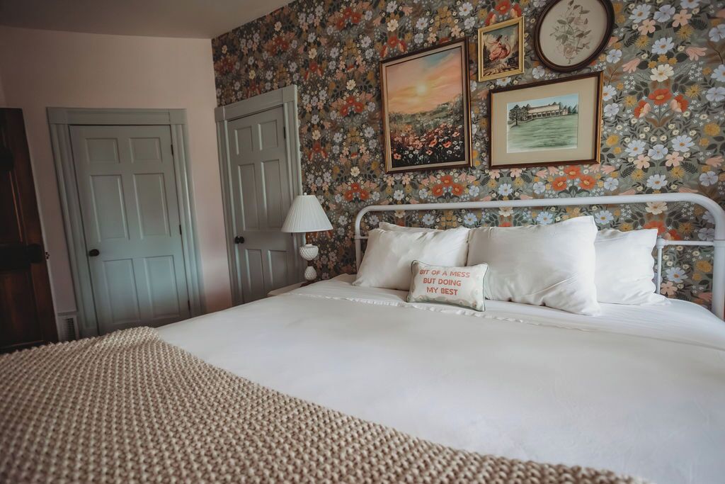 Standard Double Room, 1 King Bed | Blackout drapes, free WiFi