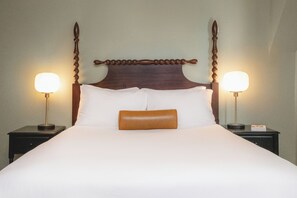 Family Room, Multiple Beds | Blackout drapes, free WiFi - Hideaway Inn Lenox (Lenox)