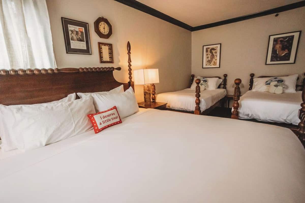 Perhehuone, useita sänkyjä | Pimennysverhot, ilmainen Wi-Fi