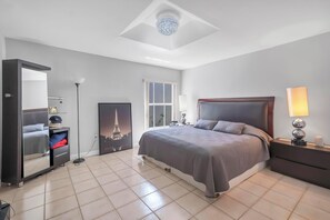 3 Schlafzimmer, Bügeleisen/Bügelbrett, WLAN, Bettwäsche