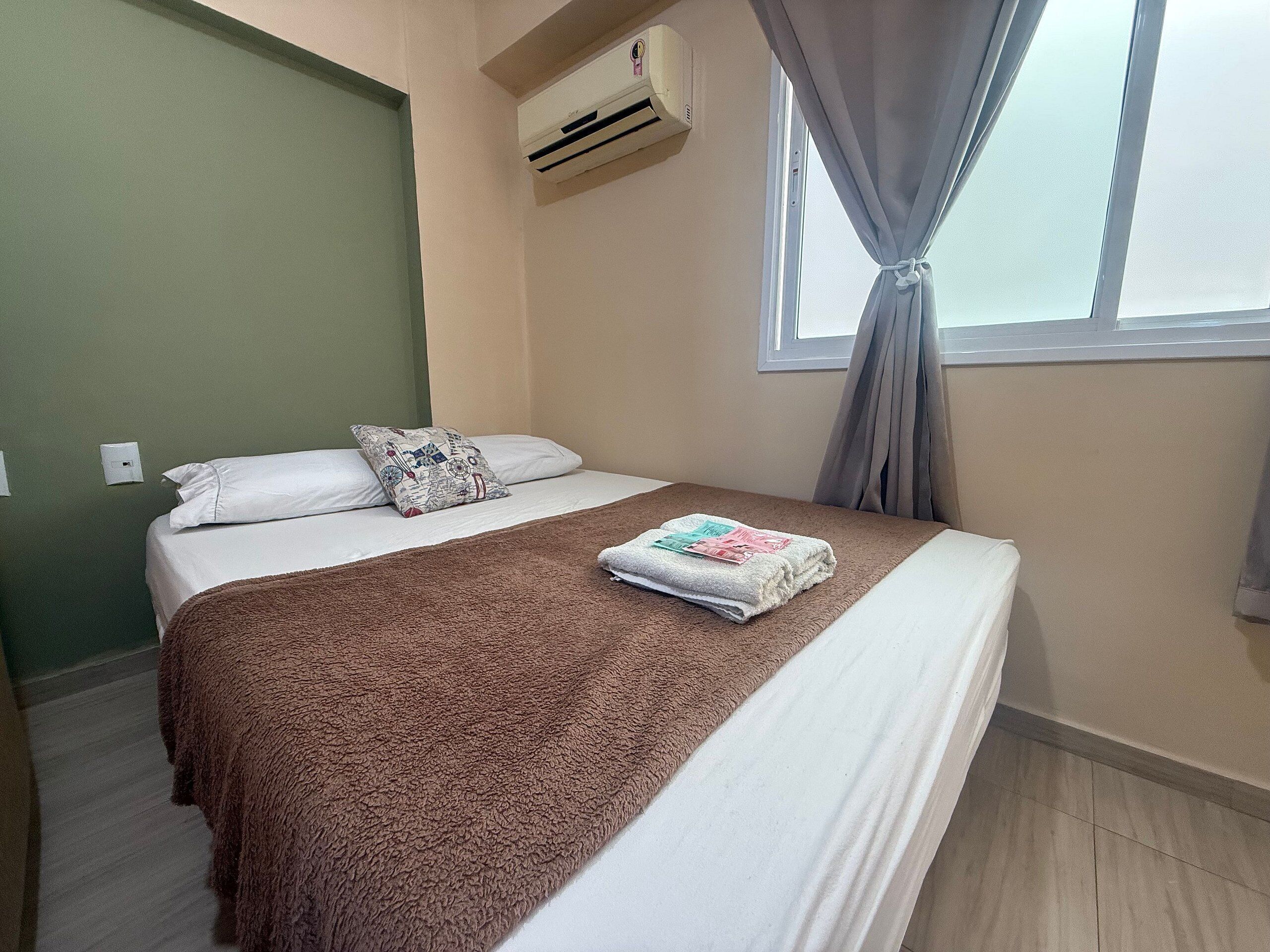 Iron/ironing board, free WiFi