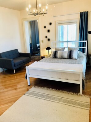 1 bedroom, WiFi, bed sheets