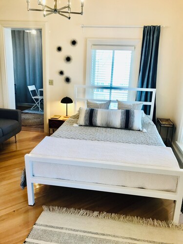 Historical Inn unique furnished rooms in Hastings Minnesota