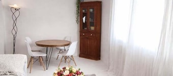 Modern cocoon with private garden – Tours