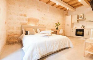 1 camera, ferro/asse da stiro, Wi-Fi, lenzuola