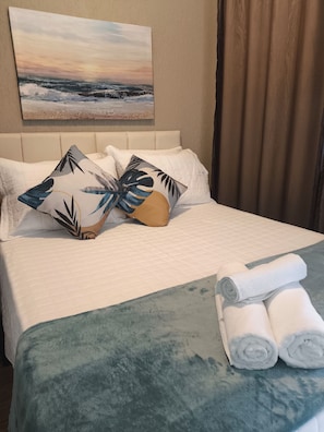 Rollaway beds, free WiFi, bed sheets - Pousada Espaço Geriba (Buzios)