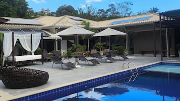 Piscina externa
