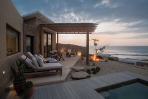 Suite Deluxe, terrasse, vue sur l’océan | Accès au Wi-Fi (inclus), literie fournie