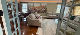 Spacious Home w/In-Law Ste. Walk To Rutgers & MCMC