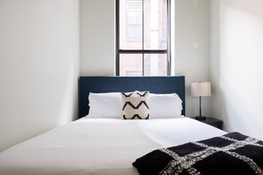 Schreibtisch, Bügeleisen/Bügelbrett, WLAN, Bettwäsche