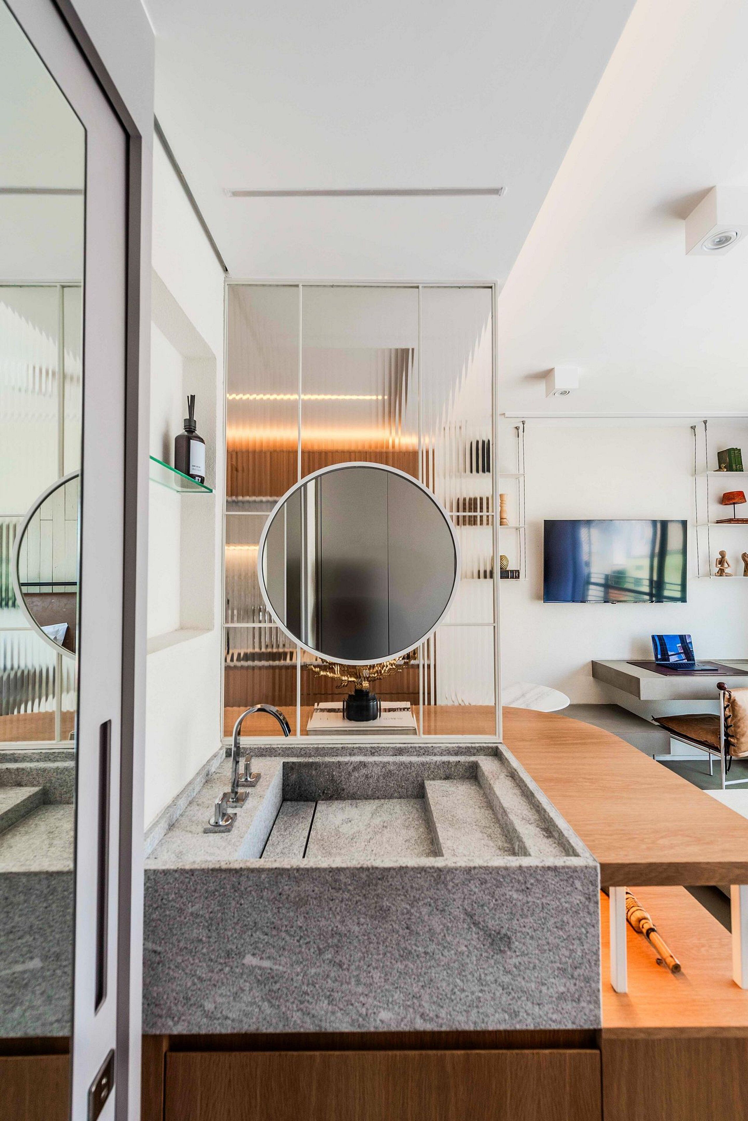 Apartment | Blackout drapes, iron/ironing board, WiFi (free)