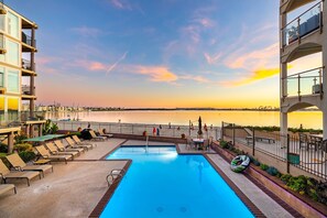 Pool - BOARDWALK BLISS! Brand new this Summer-POOL (San Diego)
