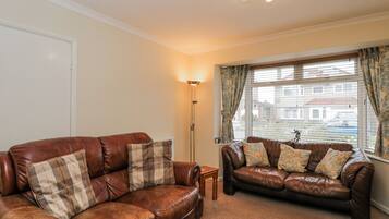 Cottage | Khu phòng khách