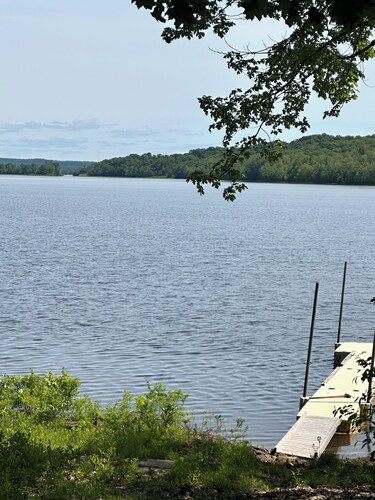 Private Waterfront Getaway