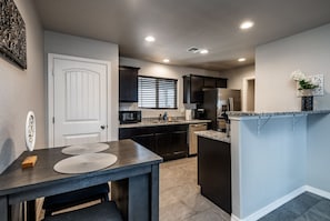 Fridge, microwave, oven, stovetop - Freshly Built Stay | Quiet Area Near Golf & Dining (Kingman)
