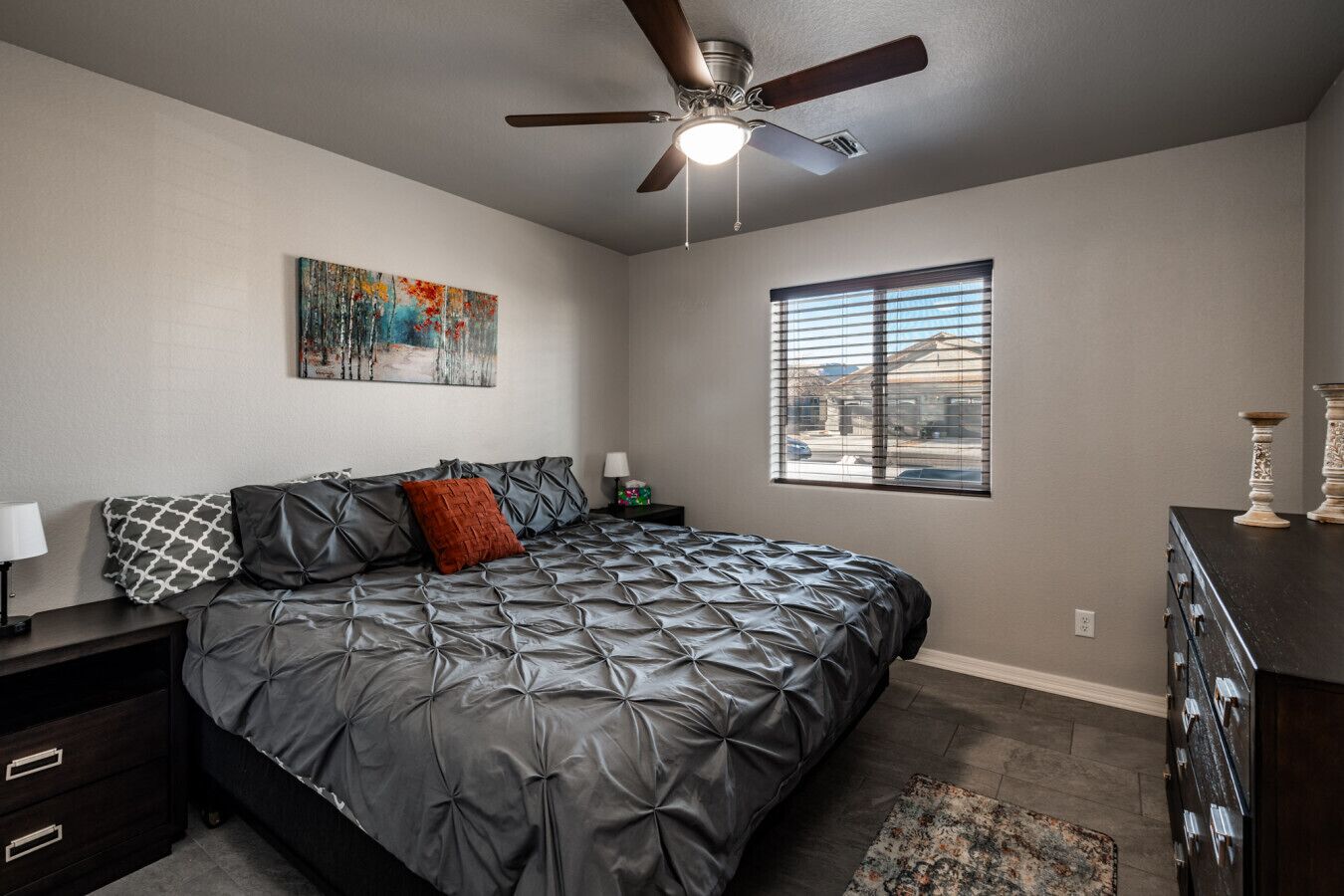 Strykejern/-brett, wi-fi og sengetøy