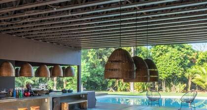 Villa PĂ© na Areia com Design Exclusivo