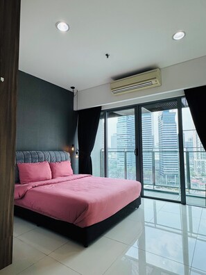 2 bedrooms, iron/ironing board, WiFi - Cozy 2-bed apartment with in gorgeous Kuala Lumpur That's 5 mints walk to  KLCC (Kuala Lumpur)