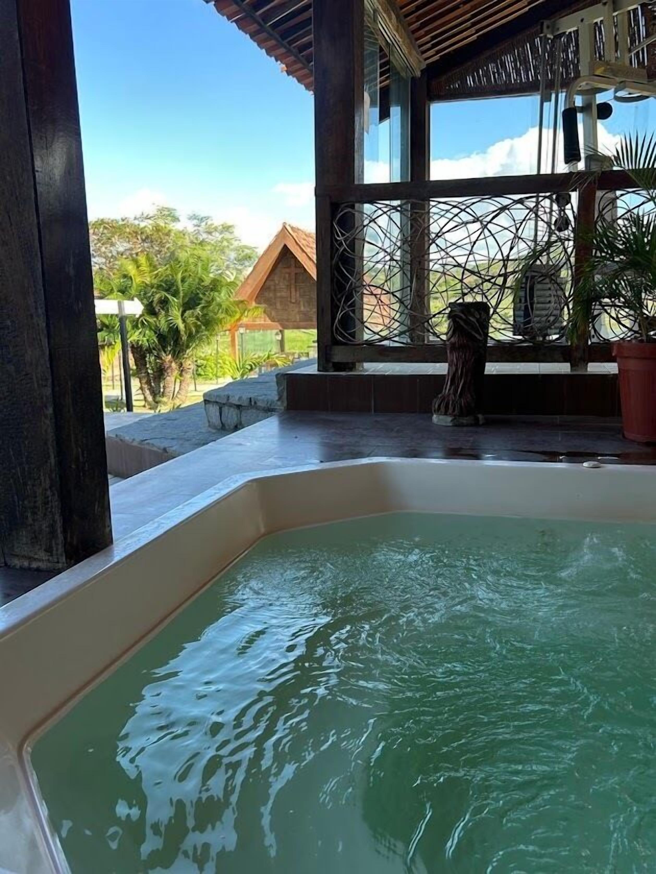 Banheira de hidromassagem