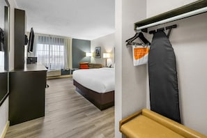1 bedroom, iron/ironing board, free WiFi, bed sheets